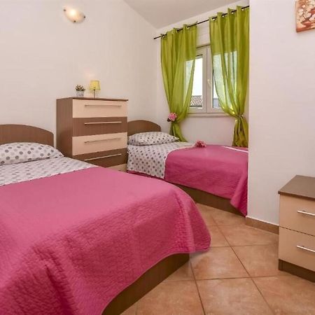 Apartments Anka Rogoznica  Luaran gambar