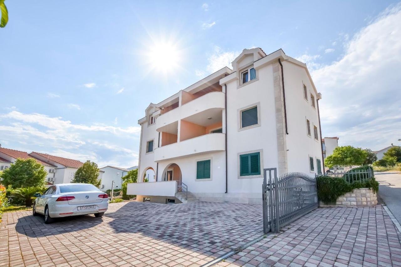 Apartments Anka Rogoznica  Luaran gambar