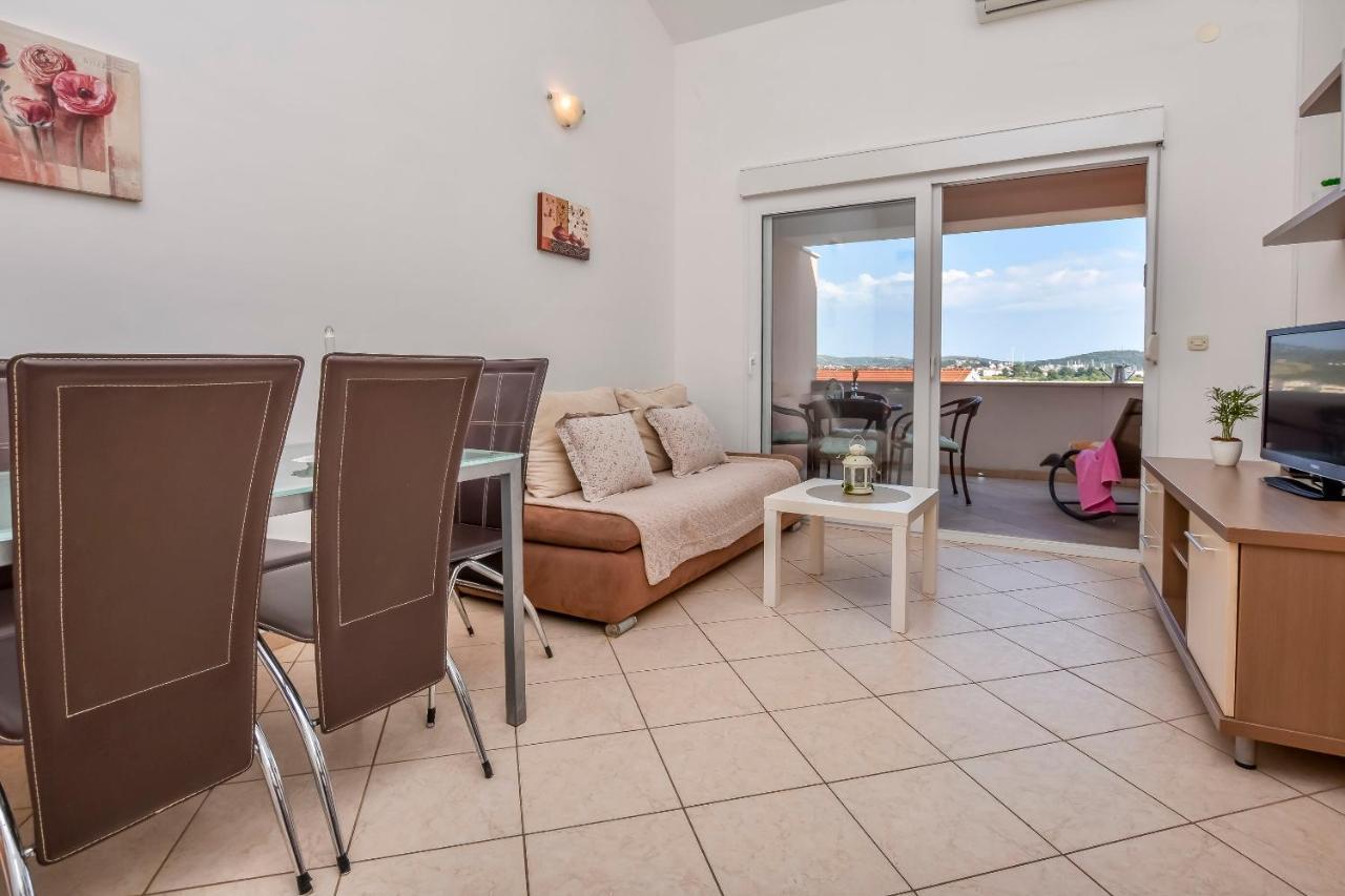 Apartments Anka Rogoznica  Luaran gambar