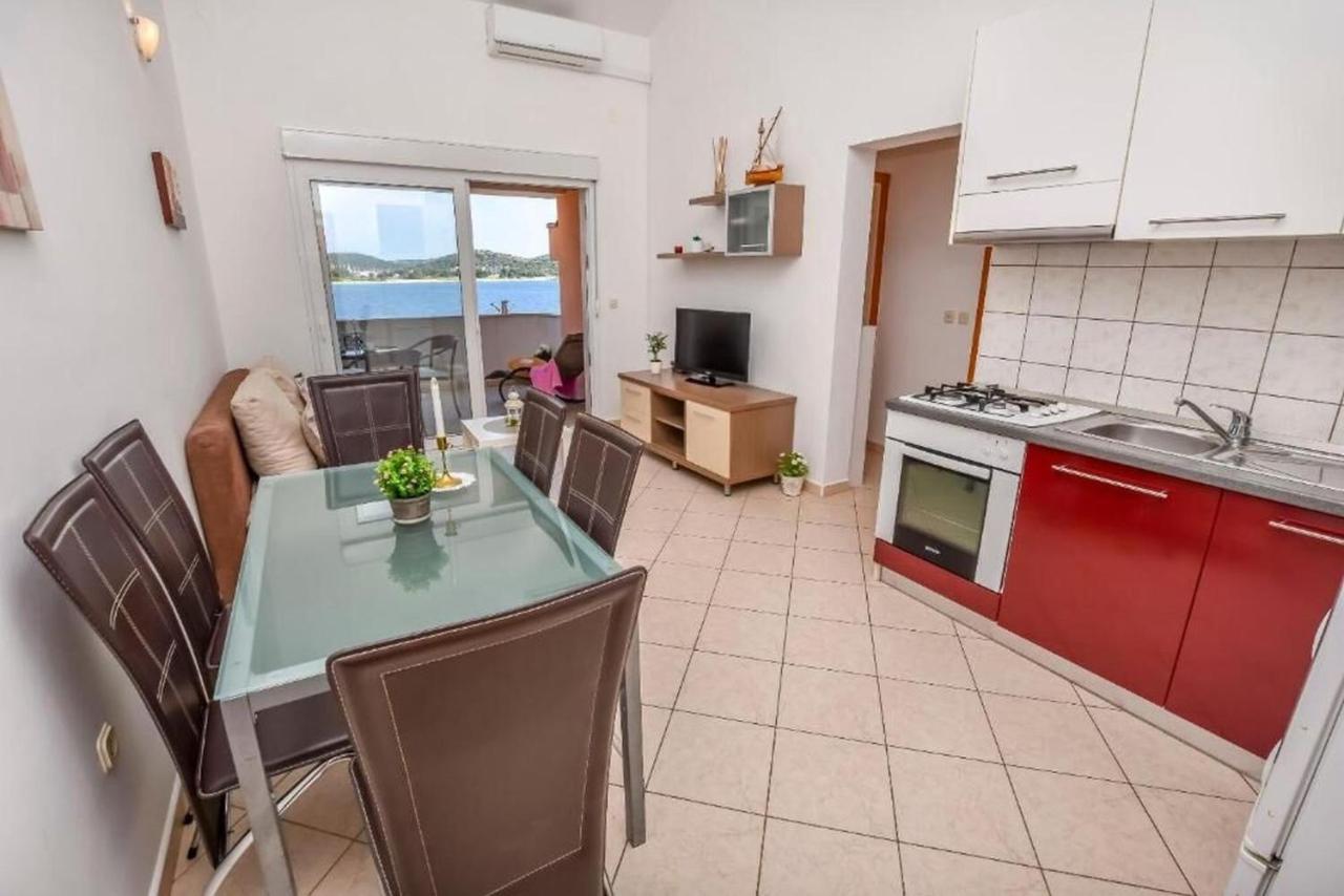Apartments Anka Rogoznica  Luaran gambar