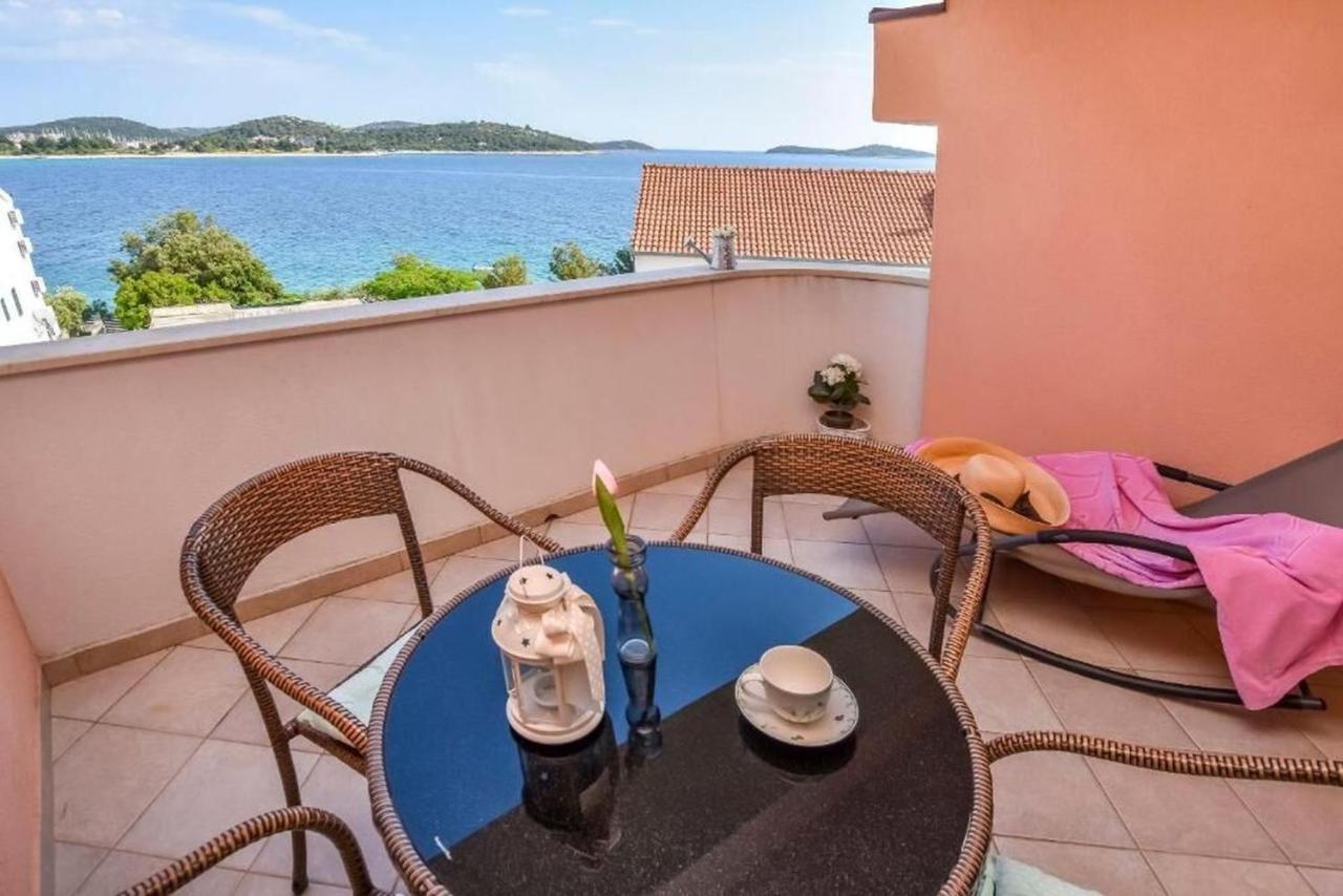 Apartments Anka Rogoznica  Luaran gambar